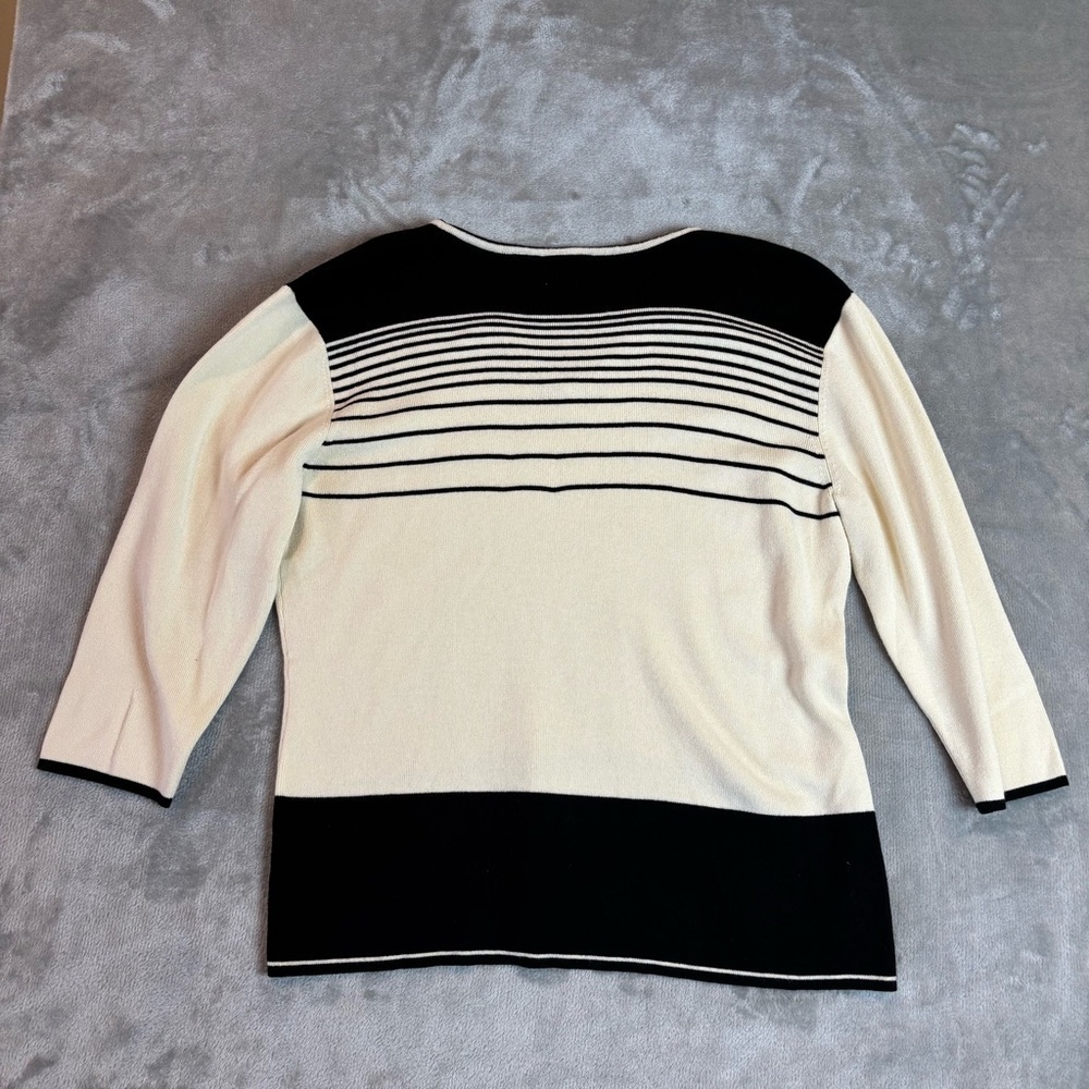 Emma James Liz Claiborne Black Cream Striped V-Neck Sweater L - Picture 4 of 6